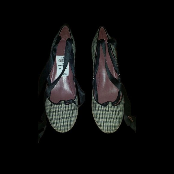 Jill Stuart Simone Queen Anne Ribbon Heel Shoes in Pearl Grey - Size 8.5 US - Picture 2 of 11